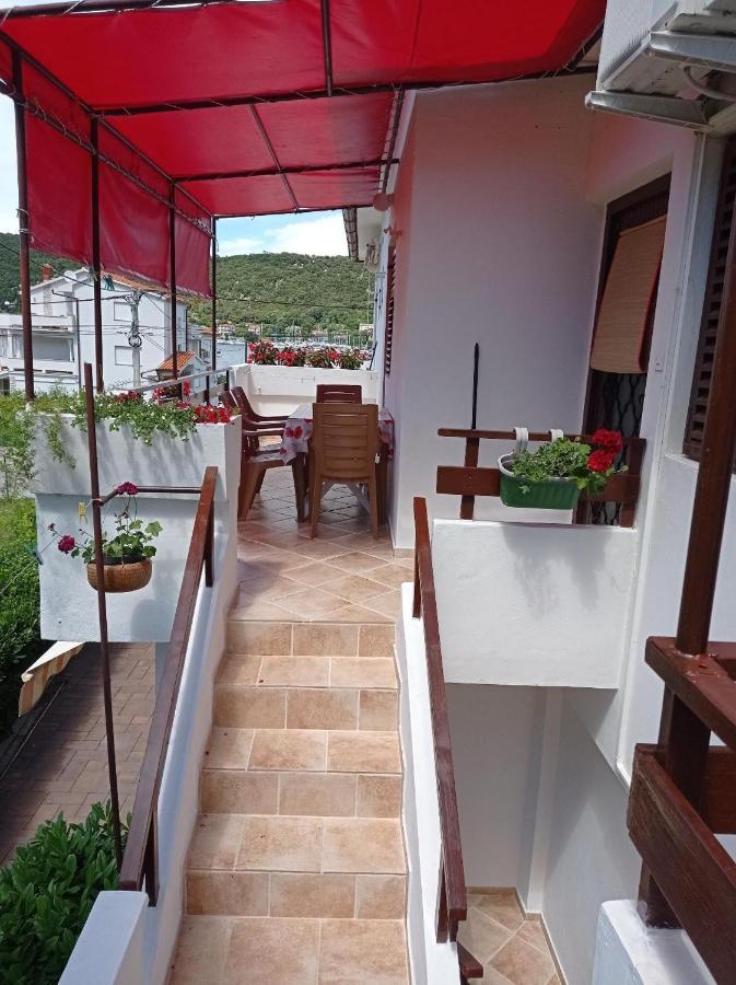 Apartment Supetarska Draga - Donja 5030A Eksteriør bilde